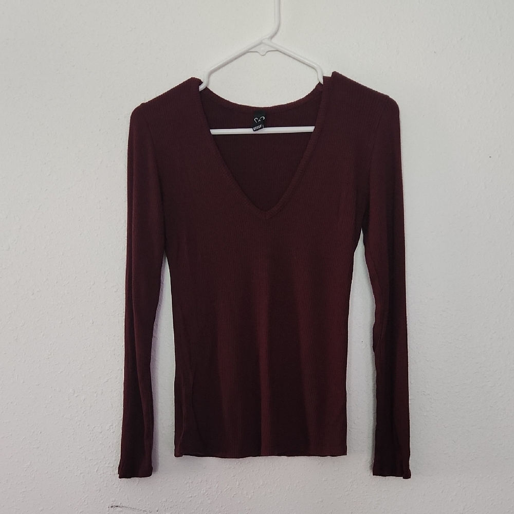 🎊4/$20 // WINDSOR: Burgandy Long Sleeve